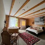 Gurra Konukevi 3*