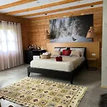 Gurra Konukevi 3*